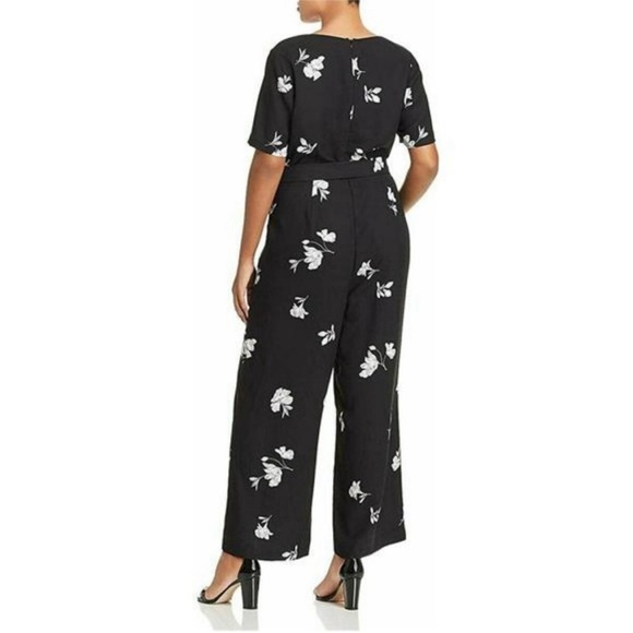 Vince Camuto V-Neck Black Floral Jumpsuit NWT - Picture 4 of 4